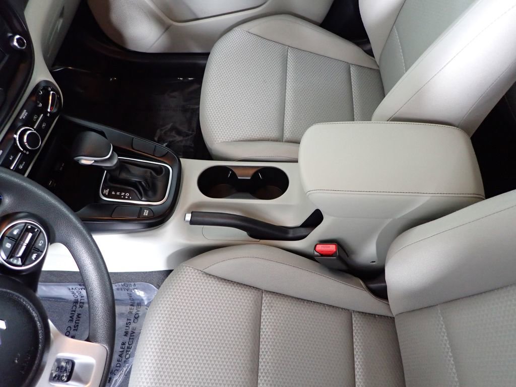 Used 2025 Kia Soul LX w/ LX Technology Package image 34