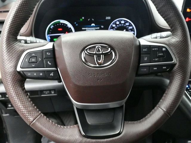 Used 2022 Toyota Sienna Platinum image 22