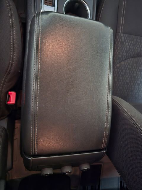 Used 2014 GMC Acadia SLE image 26