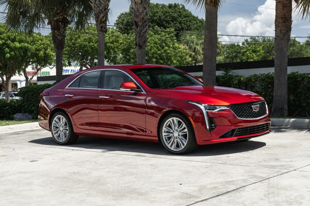 Used 2025 Cadillac CT4 Premium Luxury RWD image 10