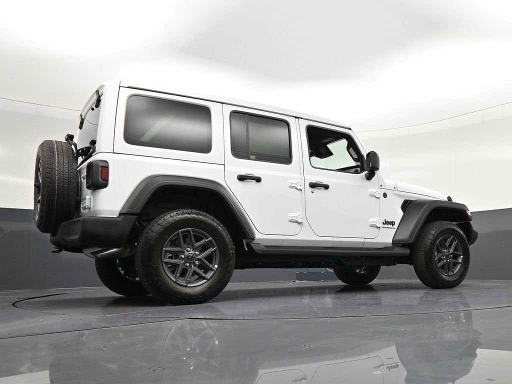 Used 2026 Jeep Wrangler Unlimited Sport AWD/4WD image 29