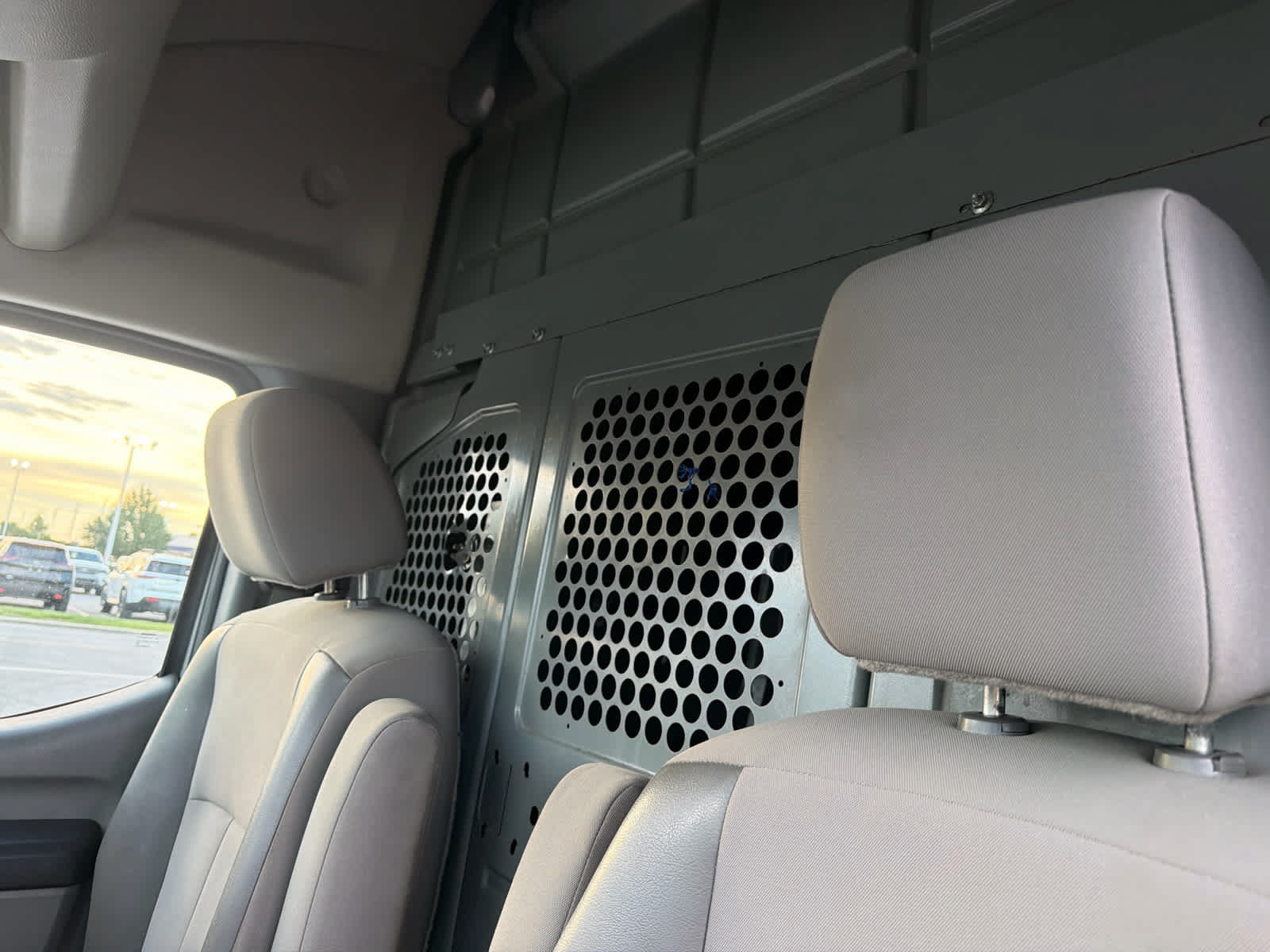 Used 2020 Nissan NV 2500 S RWD image 15