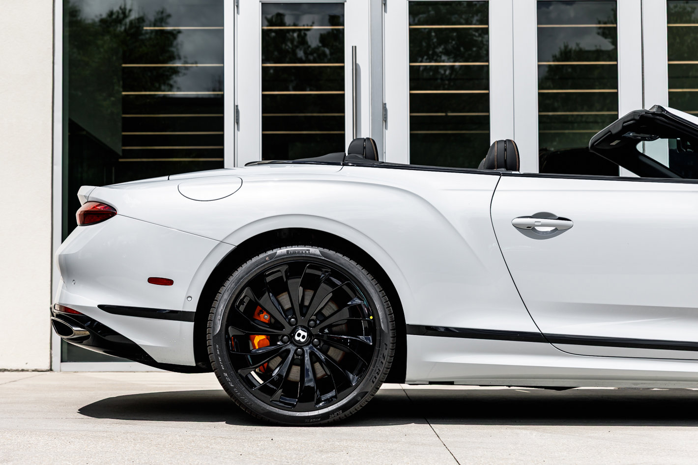 New 2025 Bentley Continental GTC image 3