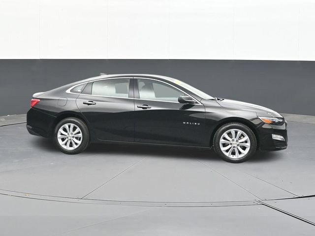 Used 2025 Chevrolet Malibu LT FWD image 17