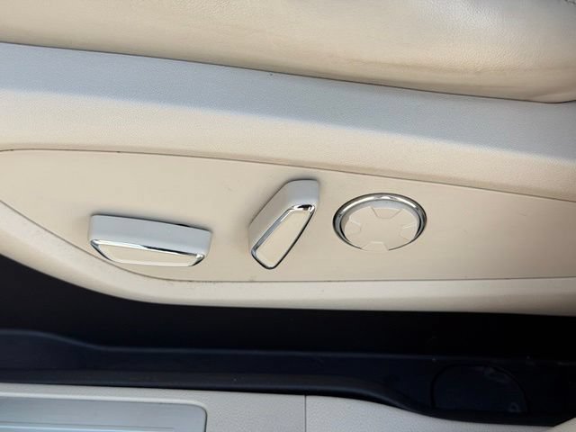 Used 2019 Lincoln MKC Reserve w/ MKC Climate Package AWD/4WD image 21
