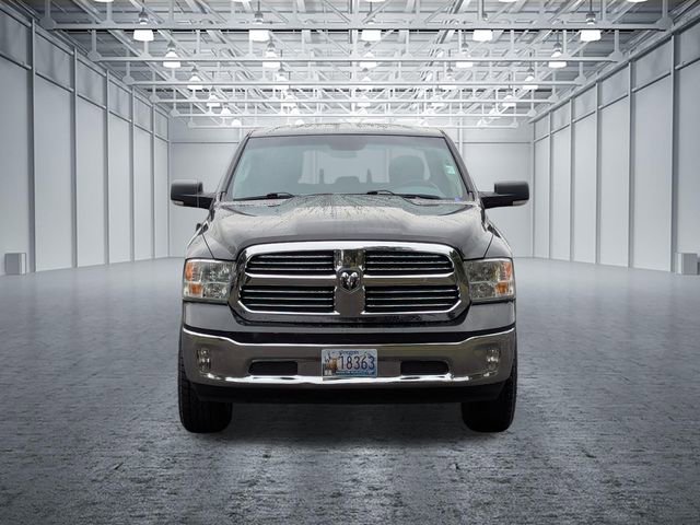 Used 2017 RAM 1500 Classic SLT w/ SLT Plus D￩cor Group image 8