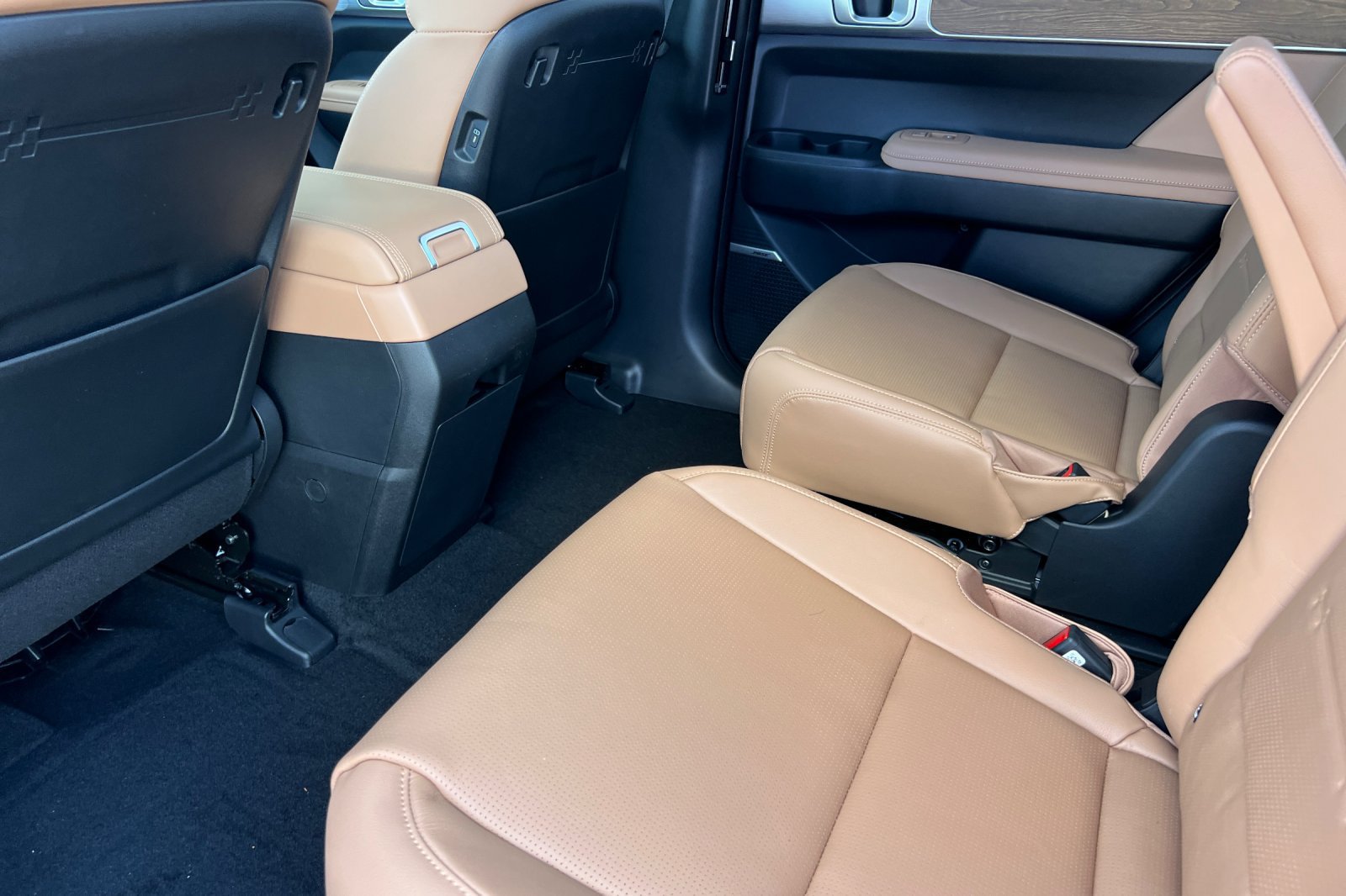New 2027 Hyundai Santa Fe Limited AWD/4WD image 13