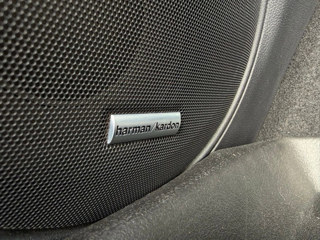 Used 2022 Subaru Outback Limited image 36