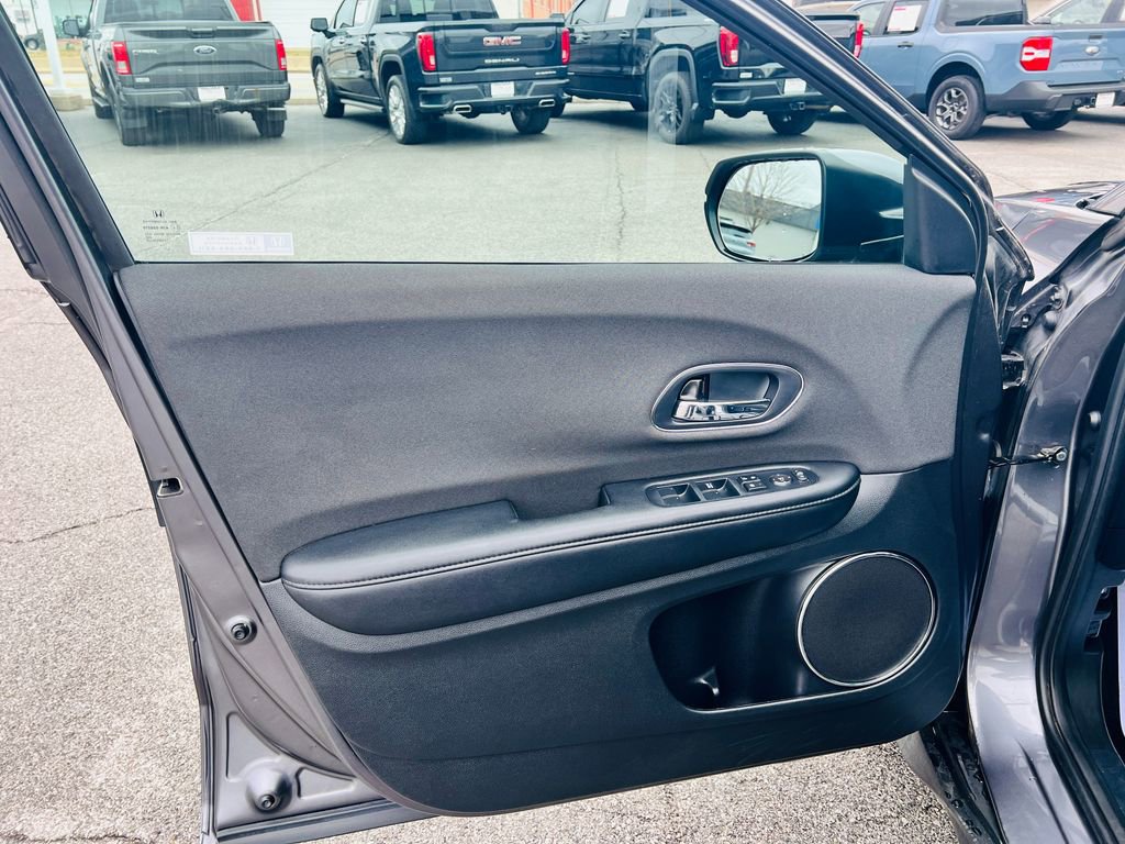 Used 2022 Honda HR-V EX image 13