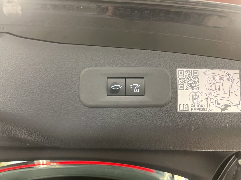 Used 2025 Toyota Crown Signia image 31
