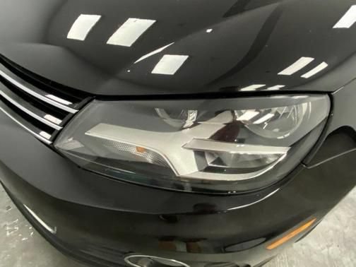 Used 2016 Volkswagen Eos Komfort FWD image 14