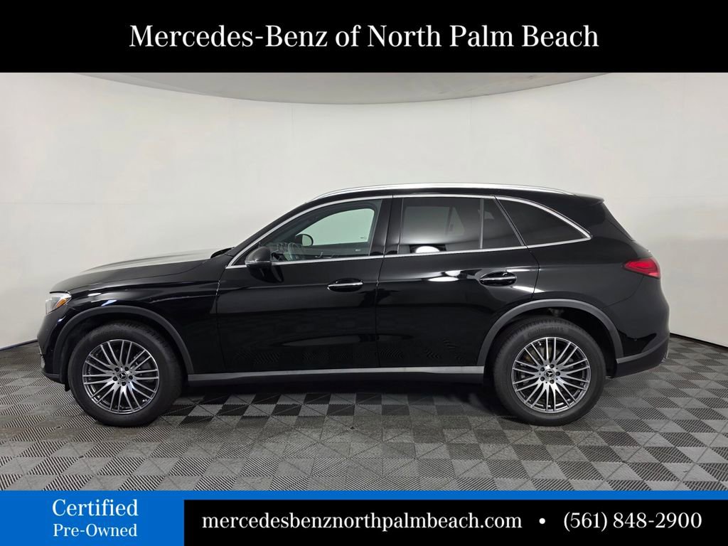 Certified 2025 Mercedes-Benz GLC 300 image 3