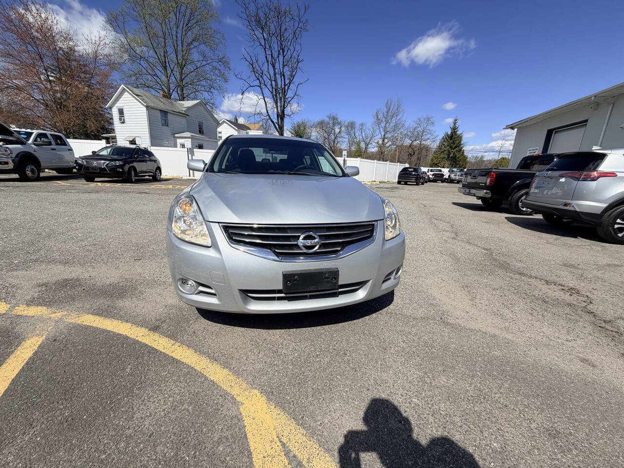 Used 2010 Nissan Altima Hybrid Sedan image 3