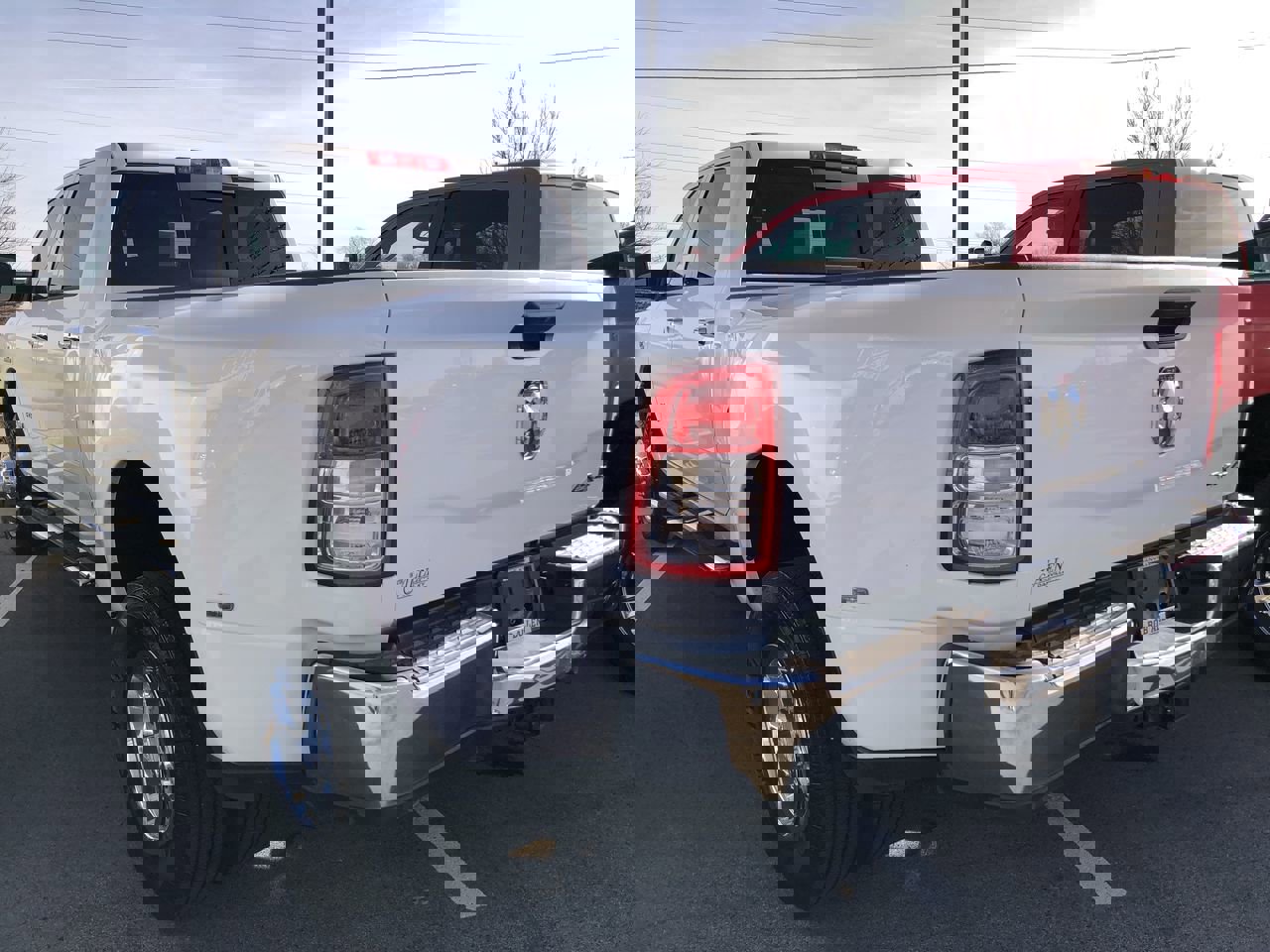 Used 2019 RAM 3500 Tradesman image 12