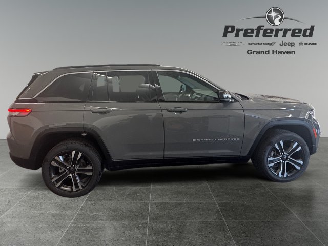 New 2027 Jeep Grand Cherokee Limited AWD/4WD image 9