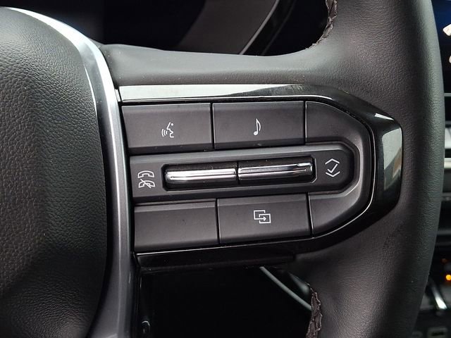 Used 2023 Chevrolet Colorado LT w/ LT Convenience Package II image 22