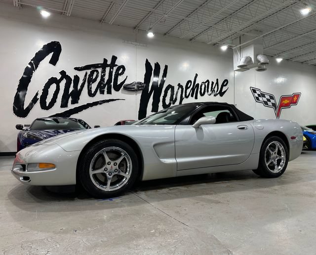 Used 2002 Chevrolet Corvette Convertible w/ Preferred Equipment Group2 RWD image 1