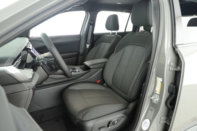 New 2026 Jeep Cherokee Laredo image 11