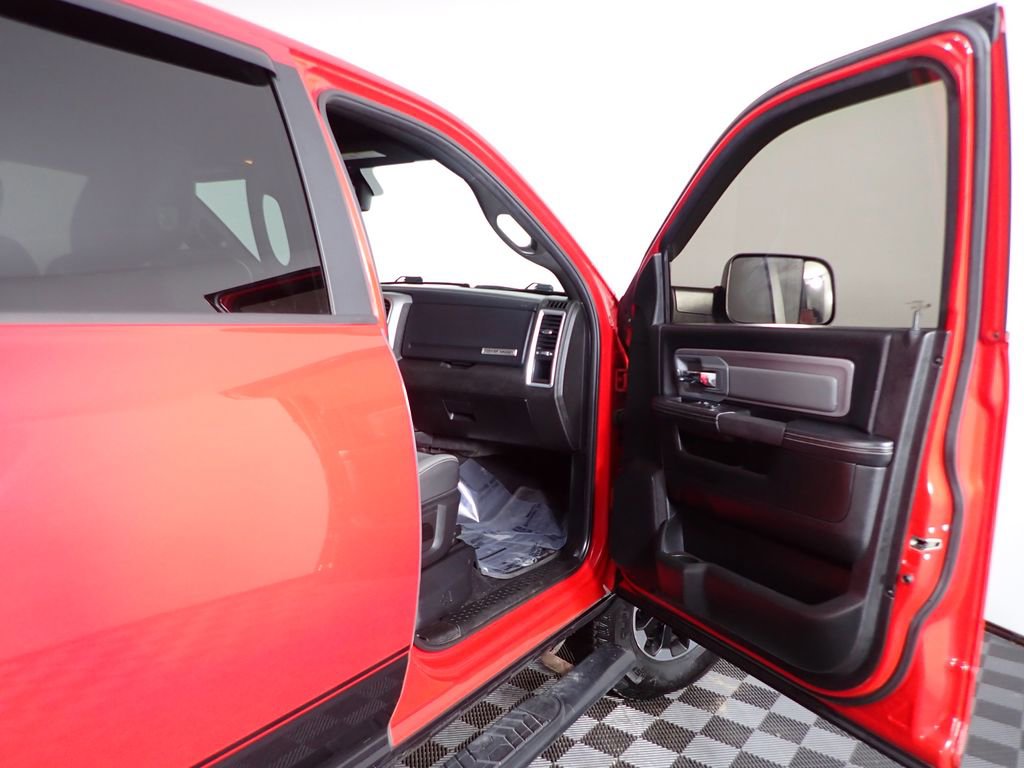 Used 2018 RAM 2500 Power Wagon AWD/4WD image 38