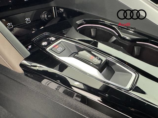 Used 2025 Audi Q5 Premium w/ Convenience Package AWD/4WD image 30