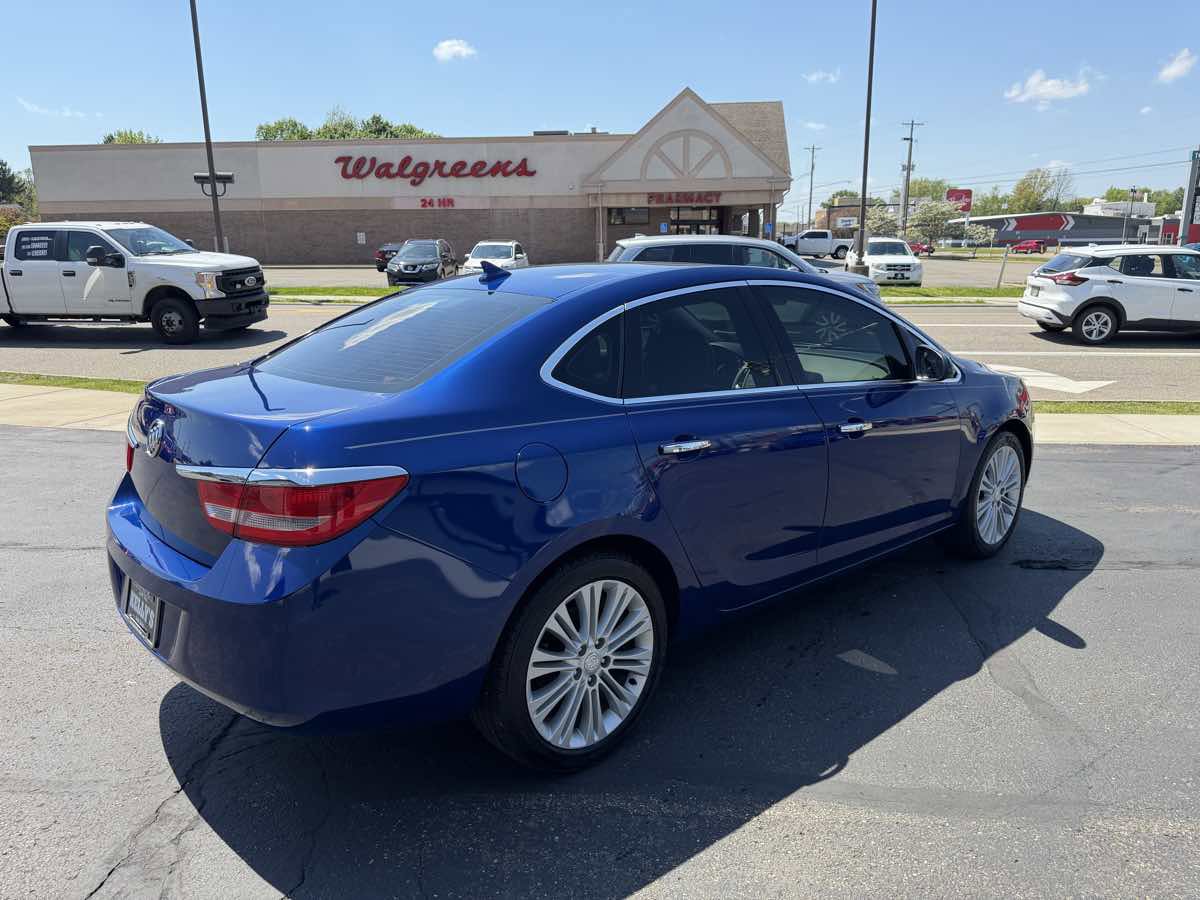 Used 2014 Buick Verano FWD image 5