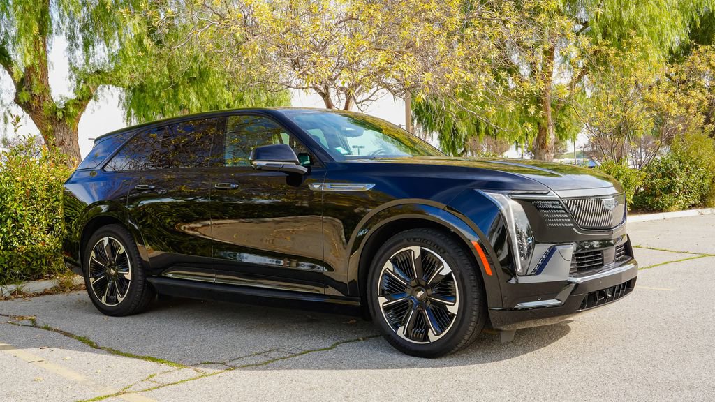 New 2025 Cadillac Escalade IQ Sport 2 image 6