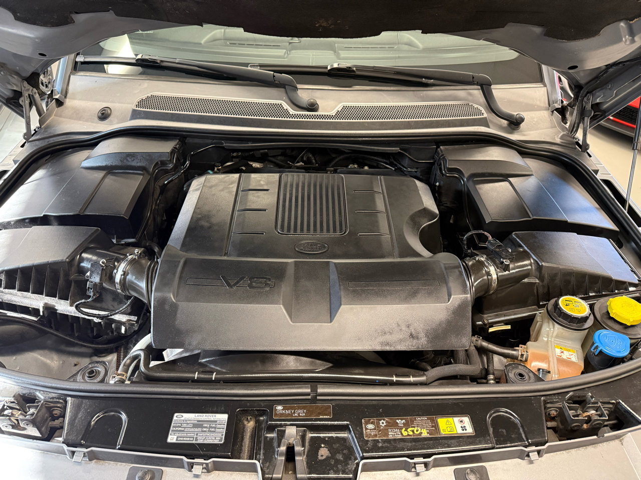 Used 2012 Land Rover LR4 HSE LUX image 24