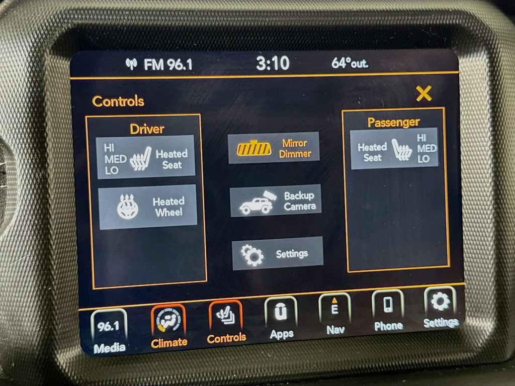 Used 2021 Jeep Wrangler Unlimited Sahara w/ Cold Weather Group AWD/4WD image 34
