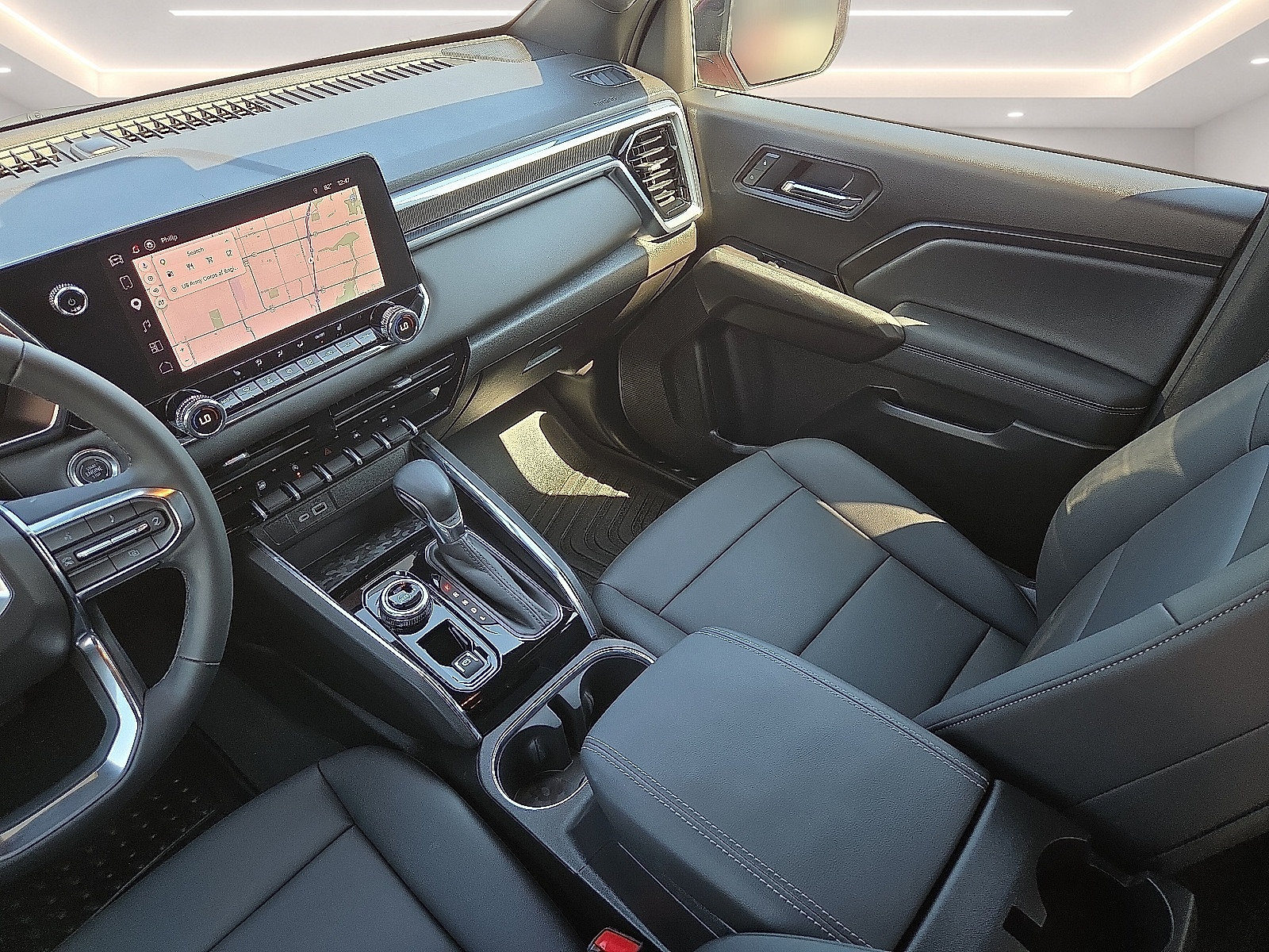 Used 2025 GMC Canyon Elevation w/ Convenience Package AWD/4WD image 19