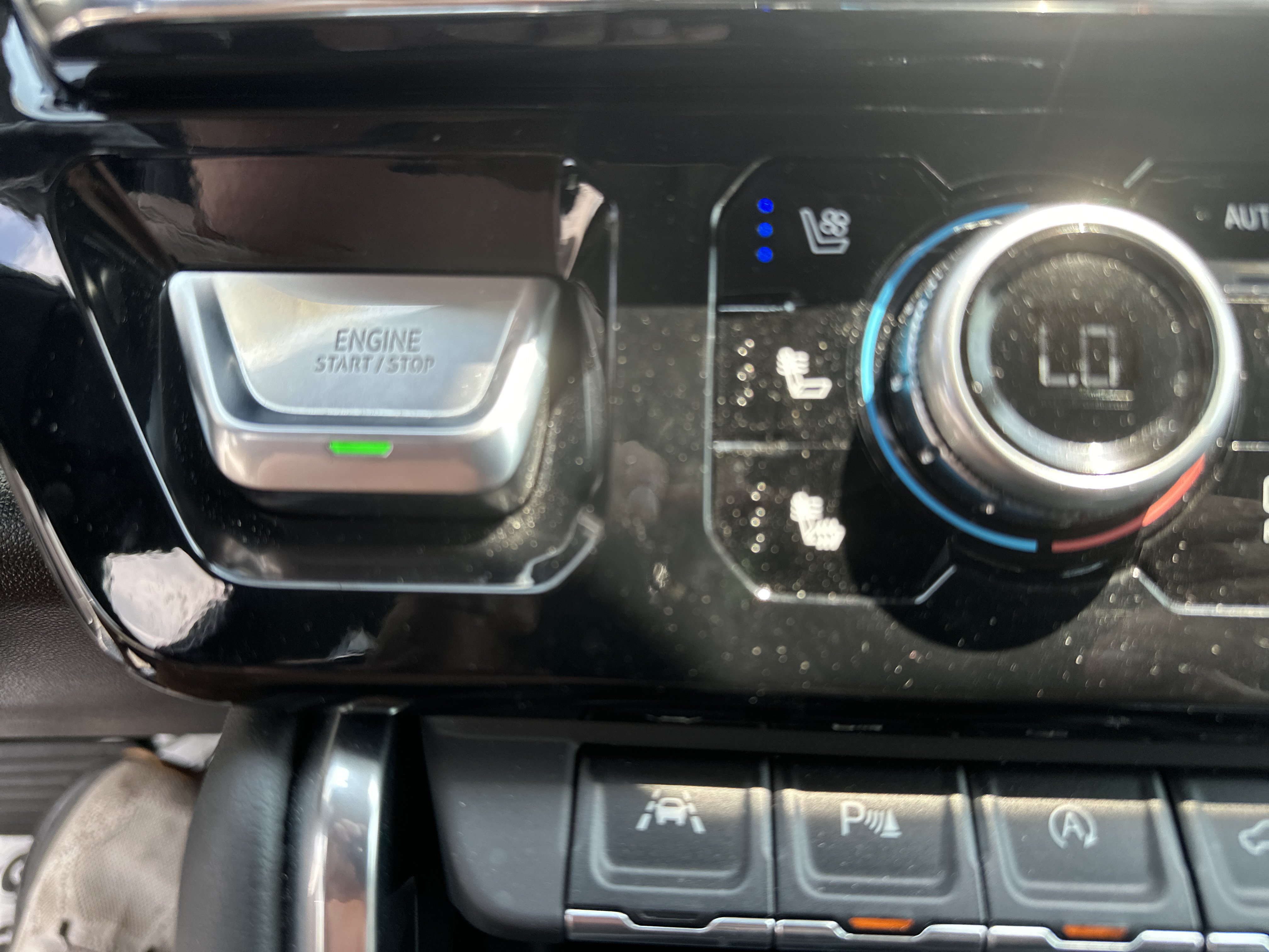 Used 2024 GMC Sierra 1500 Denali AWD/4WD image 29