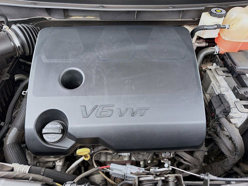 Used 2020 Chevrolet Traverse RS w/ LPO, Floor Liner Package image 32