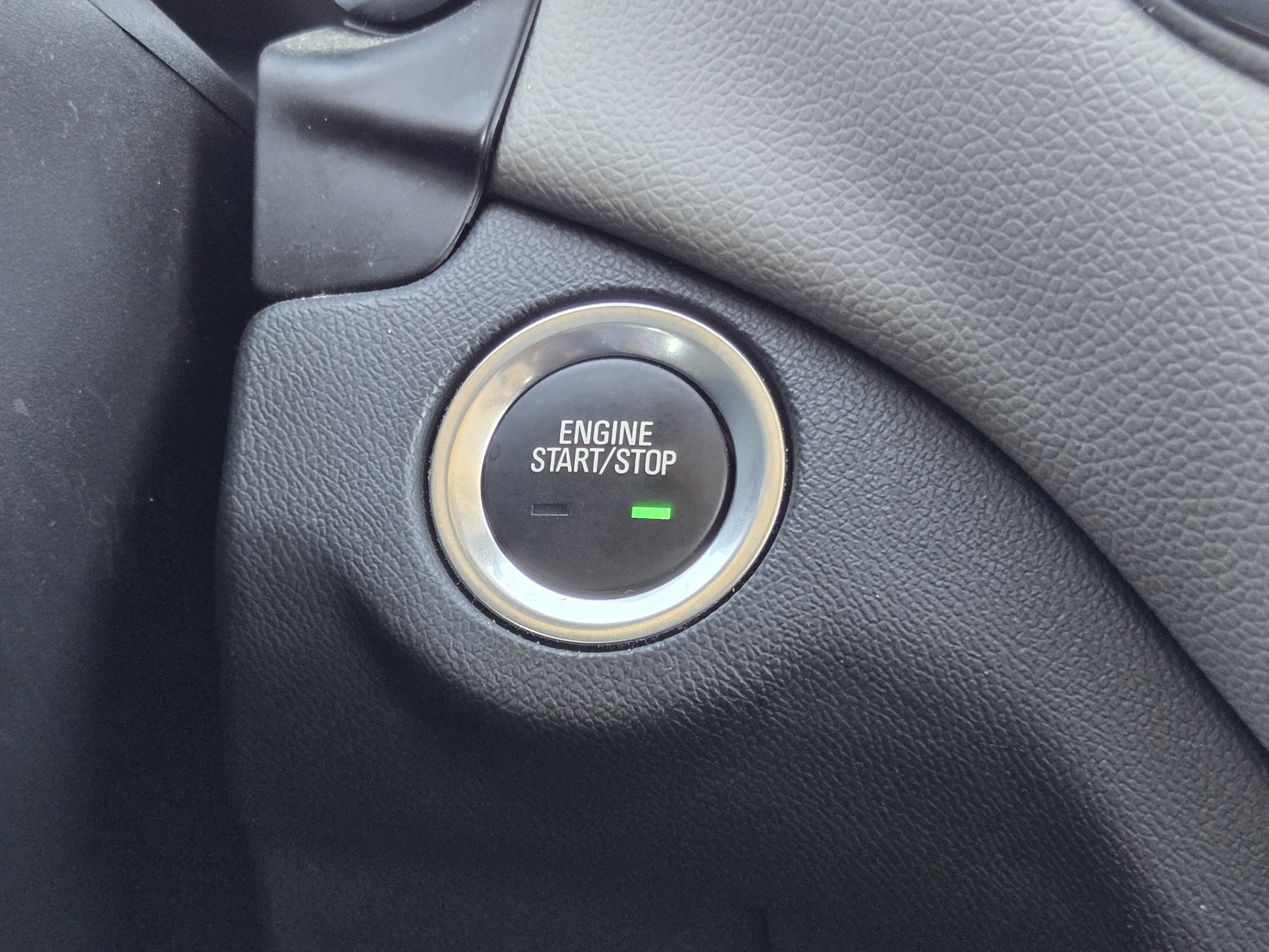 Used 2024 Chevrolet Equinox LS FWD image 17