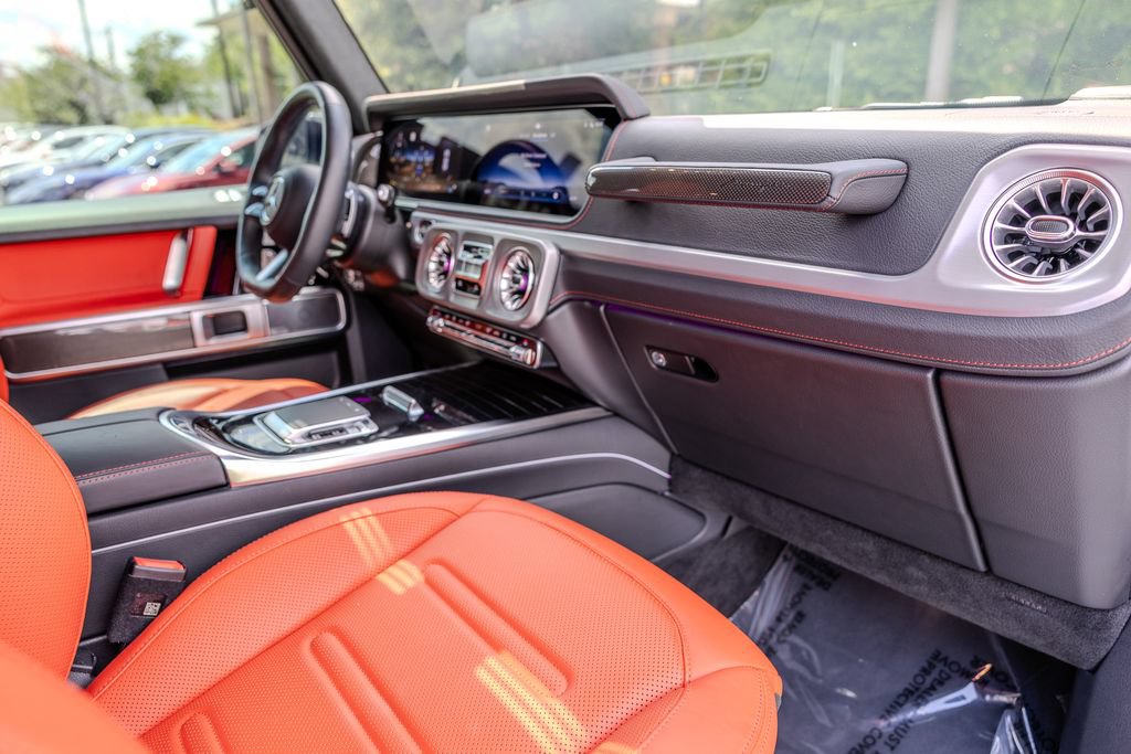 Used 2025 Mercedes-Benz G 550 image 22