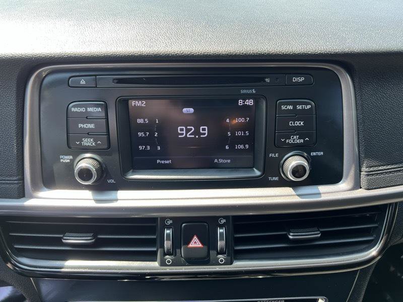 Used 2017 Kia Optima LX FWD image 17