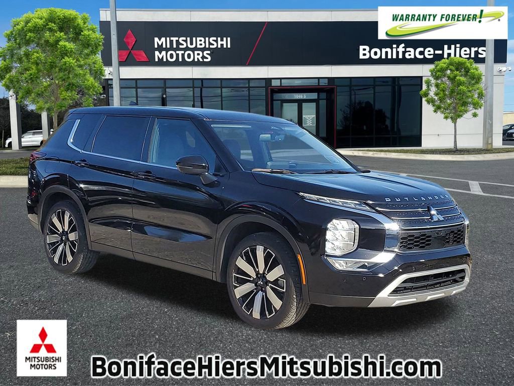 Used 2024 Mitsubishi Outlander SE Black Edition
