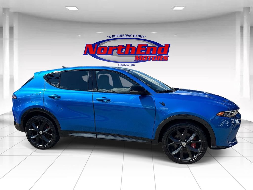 Used 2024 Dodge Hornet R/T Plus AWD/4WD image 2