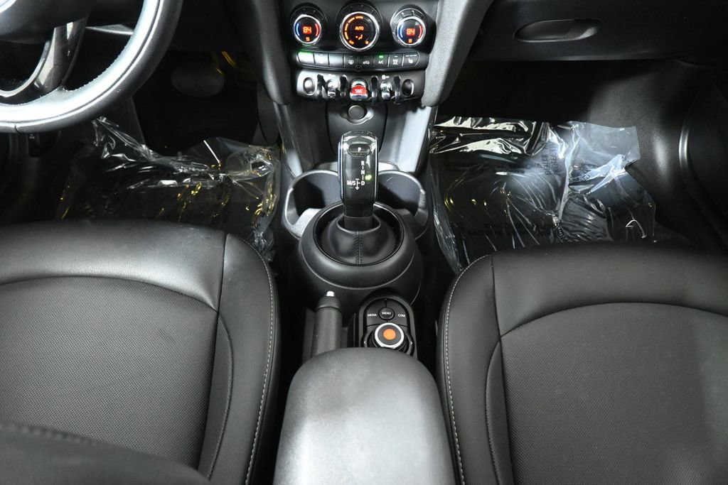 Used 2020 MINI Cooper 2-Door Hardtop image 23