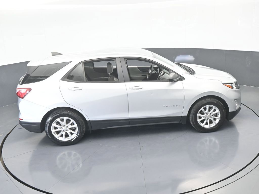 Used 2020 Chevrolet Equinox LS image 48