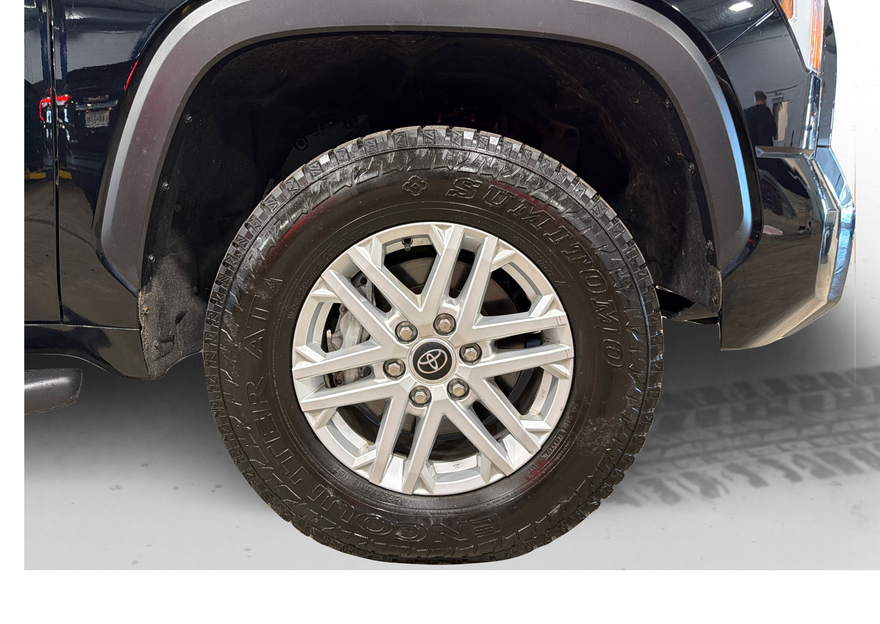 Used 2022 Toyota Tundra SR5 AWD/4WD image 52