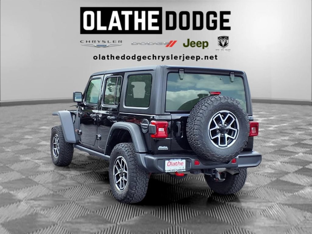 Certified 2025 Jeep Wrangler Unlimited Rubicon AWD/4WD image 3