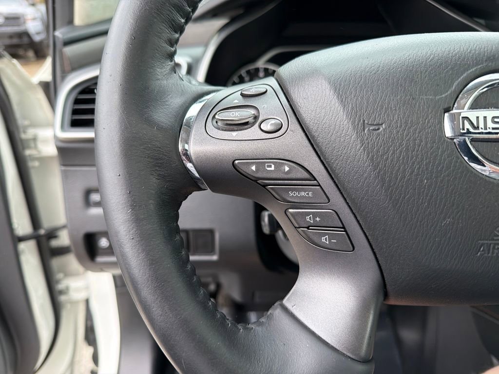 Certified 2022 Nissan Murano Platinum w/ Cargo Package image 23