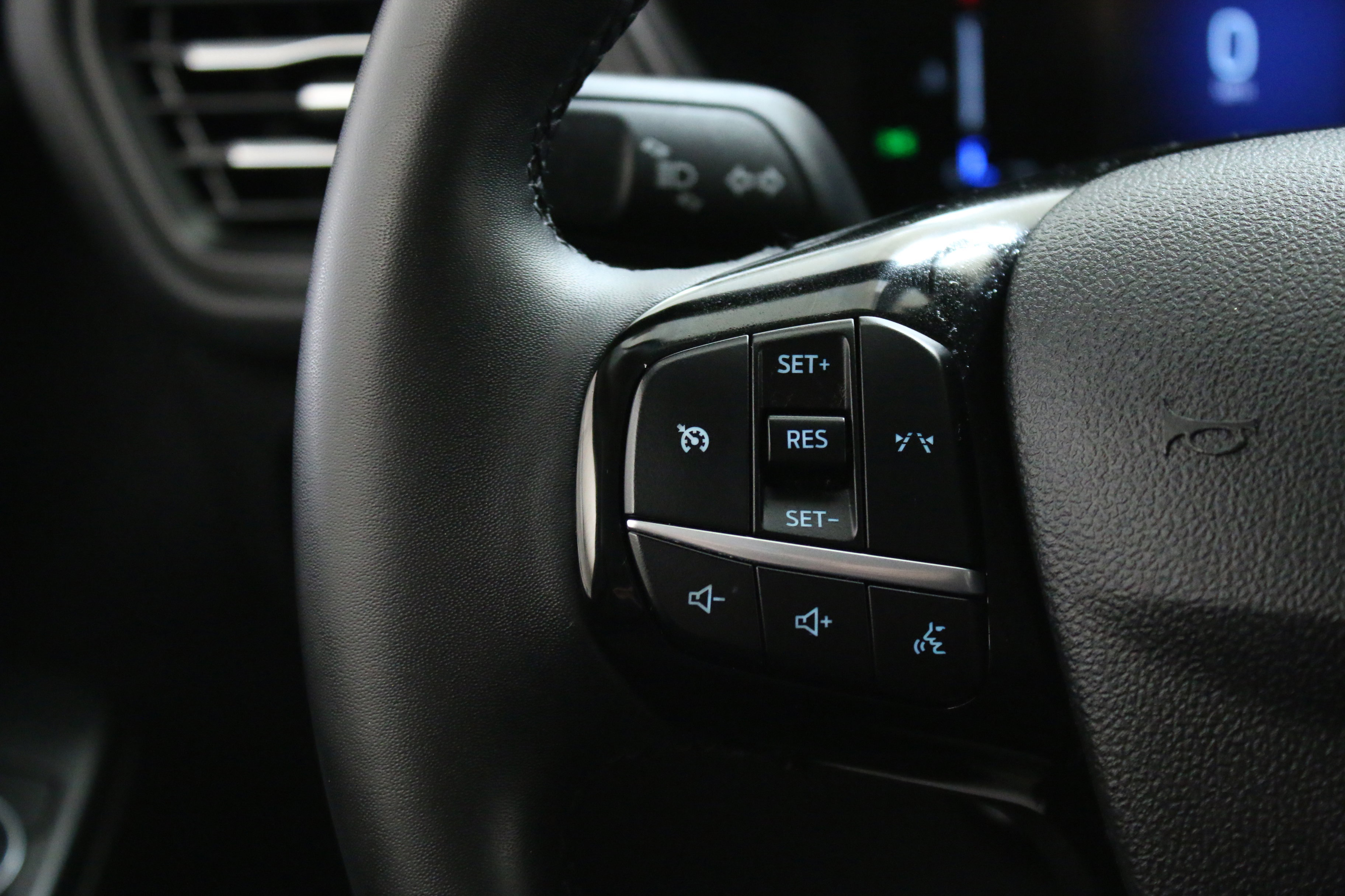 Used 2023 Ford Escape Active AWD/4WD image 14