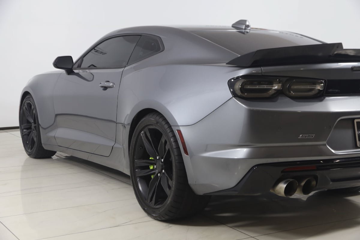 Used 2020 Chevrolet Camaro SS RWD image 26