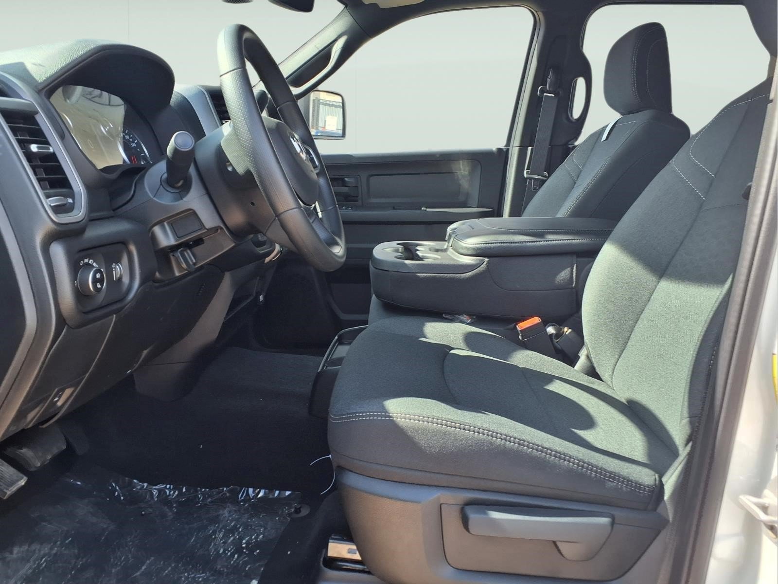 New 2026 RAM 3500 Tradesman AWD/4WD image 10