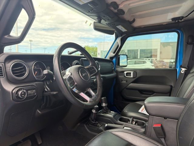 Used 2022 Jeep Gladiator Overland w/ Popular Equipment Package AWD/4WD image 17