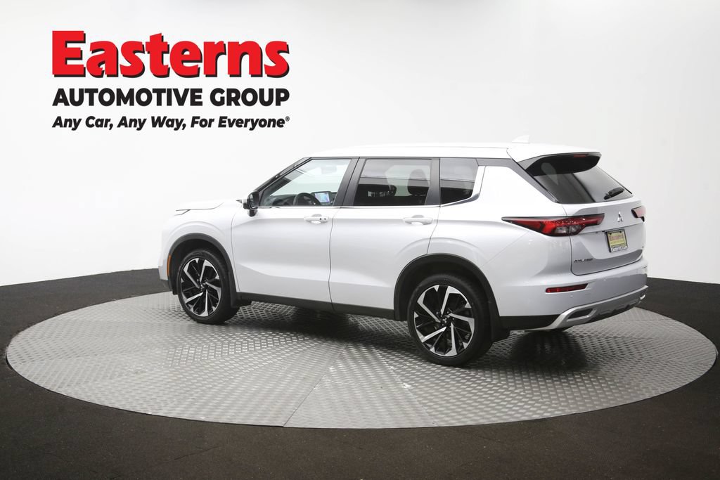 Used 2024 Mitsubishi Outlander SE AWD/4WD image 62