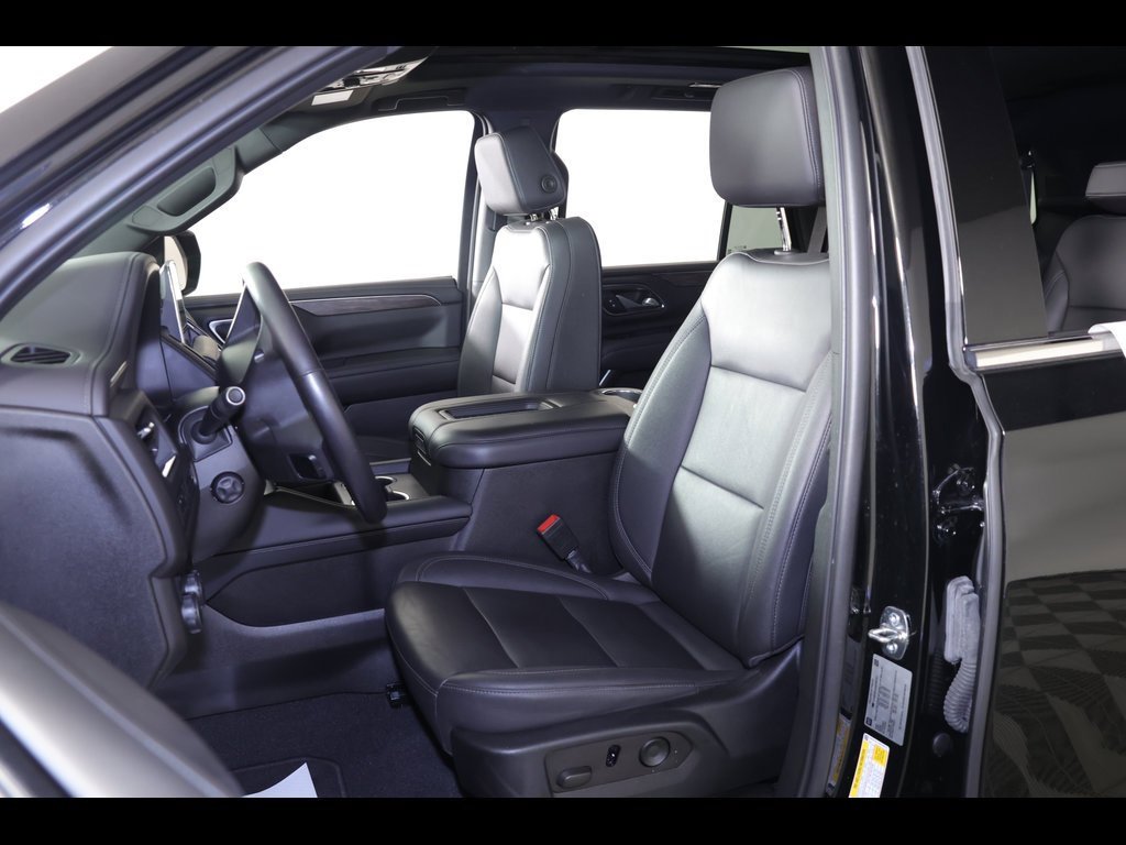 Used 2022 Chevrolet Tahoe LT w/ Luxury Package image 26