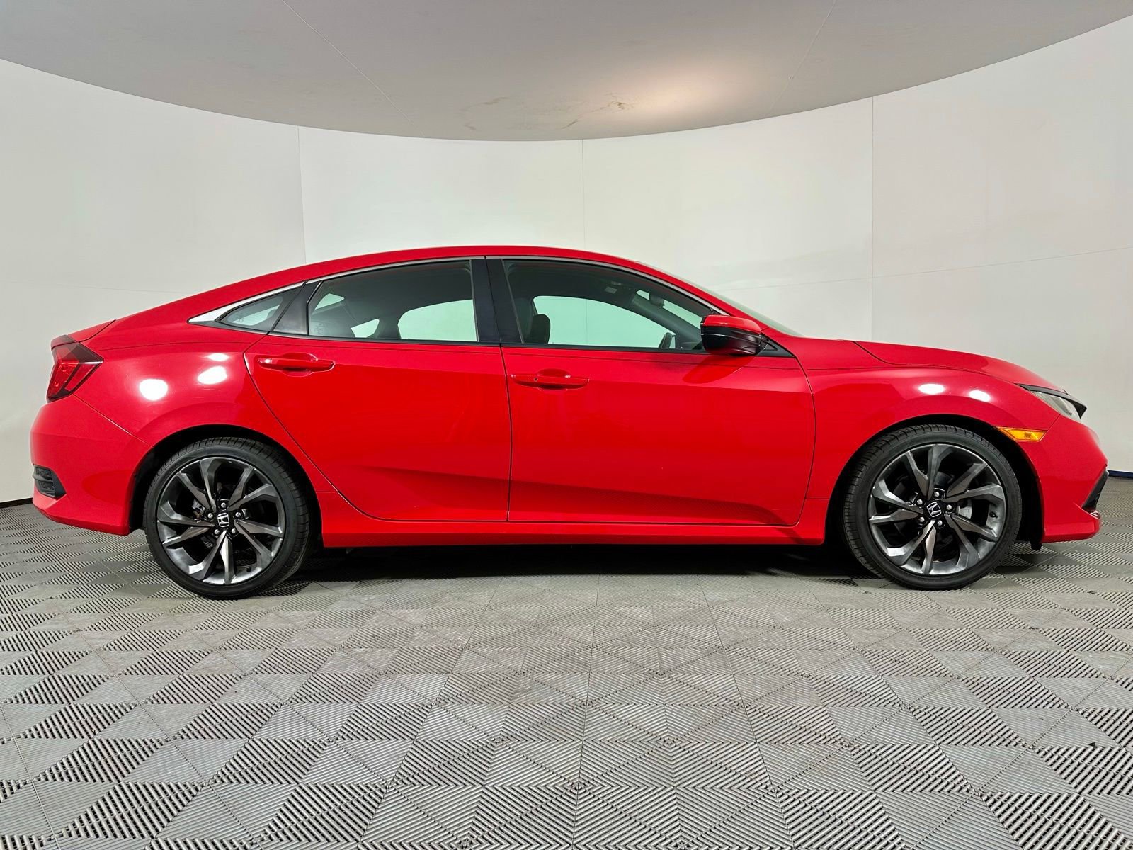 Used 2020 Honda Civic Sport image 25