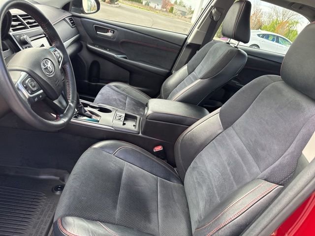 Used 2017 Toyota Camry XSE w/ Moonroof Package image 26