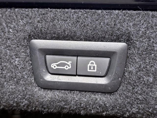 Used 2022 BMW 530i w/ M Sport Package RWD image 36